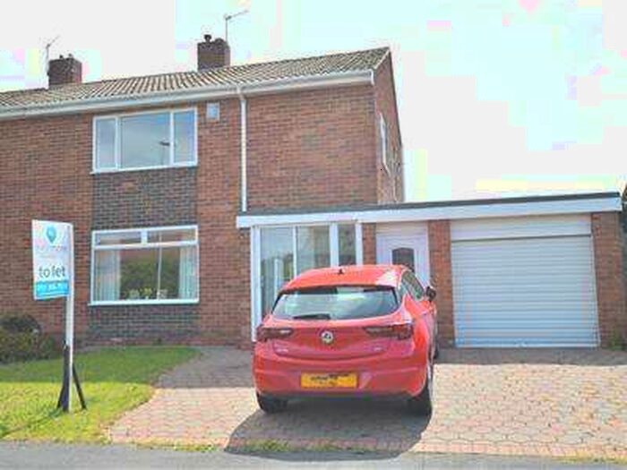 3 Bedroom Semi-Detached House To Rent In Alexandra Close, , Framwellgate Moor, DH1