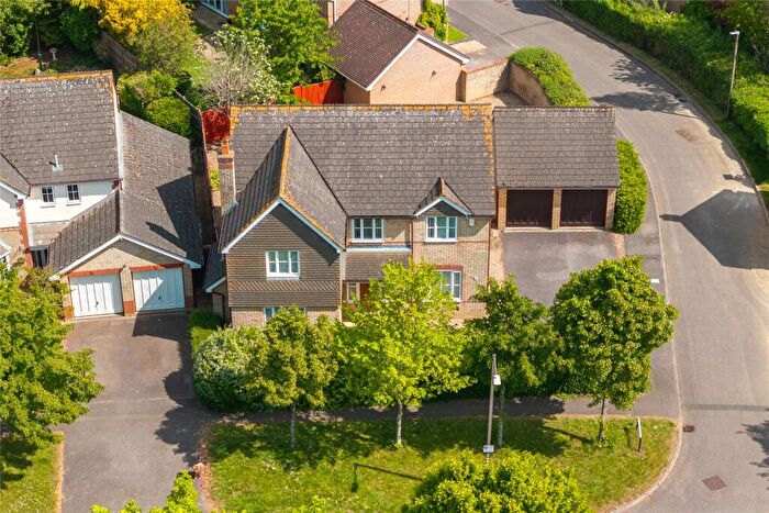 4 Bedroom Detached House For Sale In Langford Place, Caldecotte, Milton Keynes, Buckinghamshire, MK7