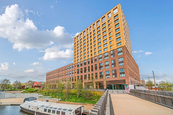 1 Bedroom Flat To Rent In Grenan Square, Greenford, UB6