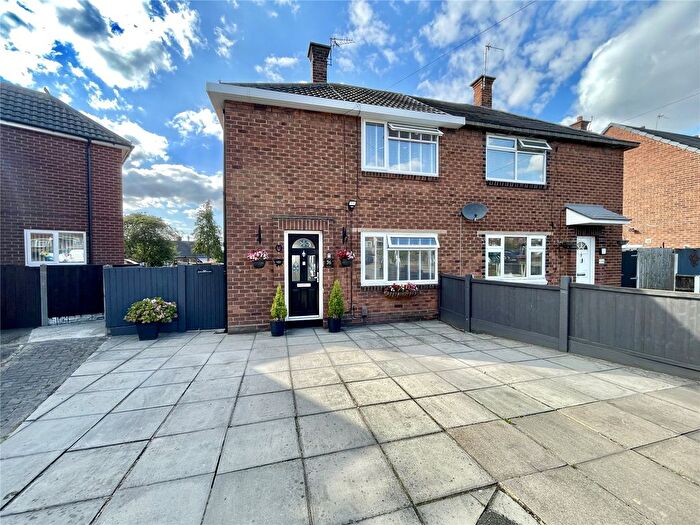 2 Bedroom Semi-Detached House For Sale In Maple Avenue, Runcorn, Cheshire, WA7