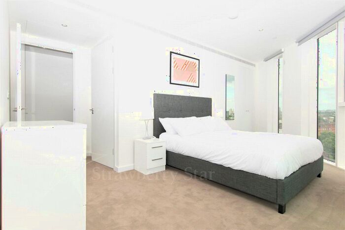 2 Bedroom Flat To Rent In Sky Gardens, Wandsworth Road, London, SW8