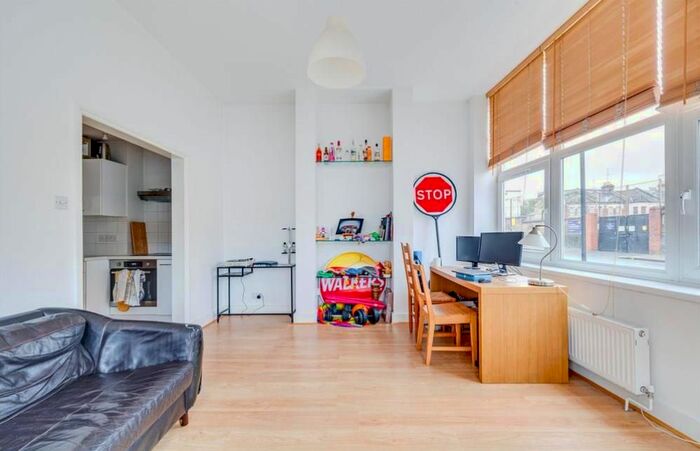 1 Bedroom Flat To Rent In Upper Montagu Street, Marylebone, London, W1H