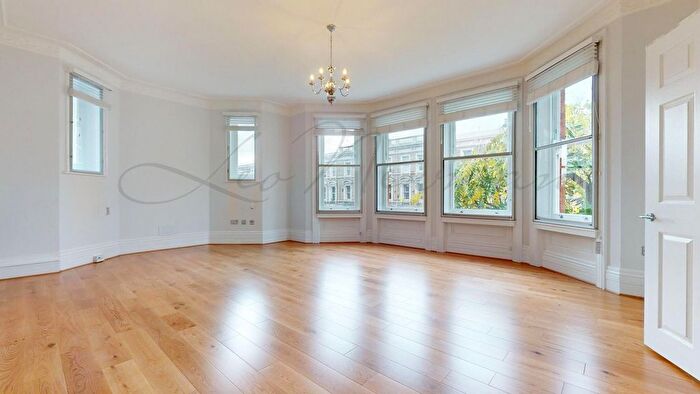 2 Bedroom Flat To Rent In Nevern Mansions, Warwick Road, Kensington, SW5