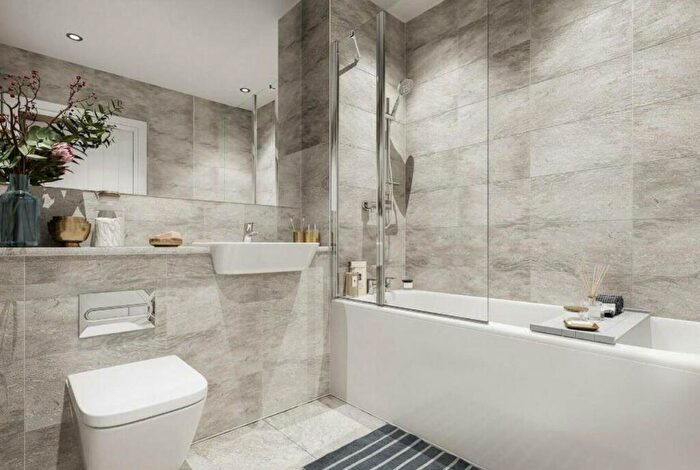 1 Bedroom Apartment For Sale In Alfreton Road, Nottingham, NG7