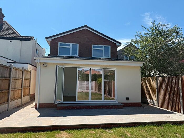 4 Bedroom Detached House To Rent In Lawn Street, 'old Quarter', Stourbridge, DY8