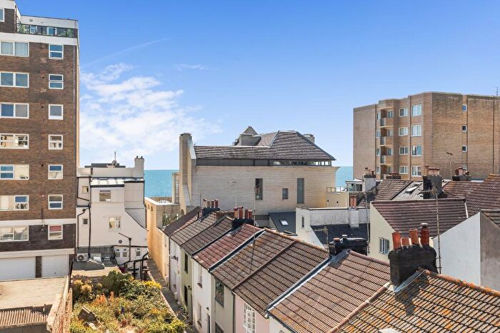 2 Bedroom Apartment For Sale In Victoria Terrace, Hove, BN3