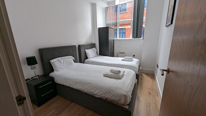 2 Bedroom Apartment To Rent In Apartment A, Pollard Street, M4