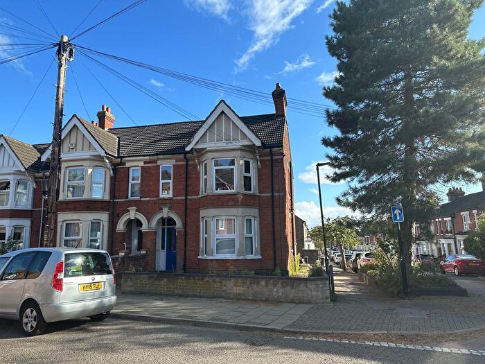 1 Bedroom Apartment To Rent In Flat Park Road North, Bedford, MK41