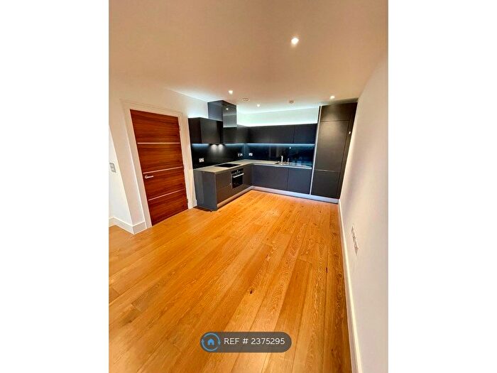 1 Bedroom Flat To Rent In Tizzard Grove, London, SE3