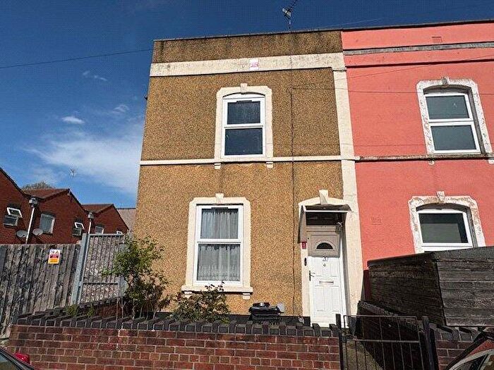 2 Bedroom End Of Terrace House To Rent In Webb Street, St Judes / Easton, Bristol, BS5