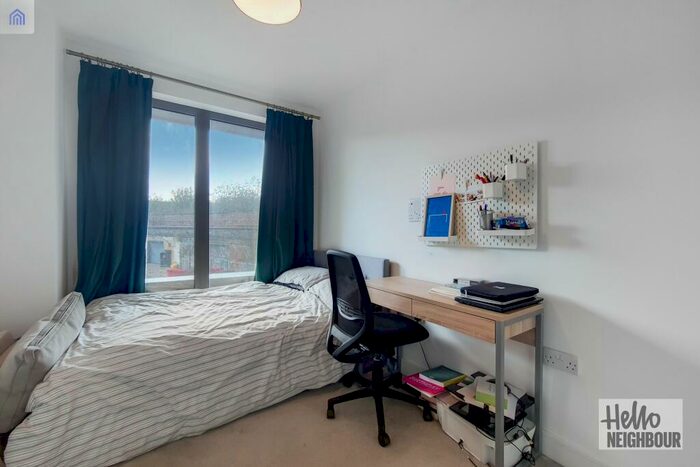 2 Bedroom Apartment To Rent In Vega House, Hemming Street, London, E1