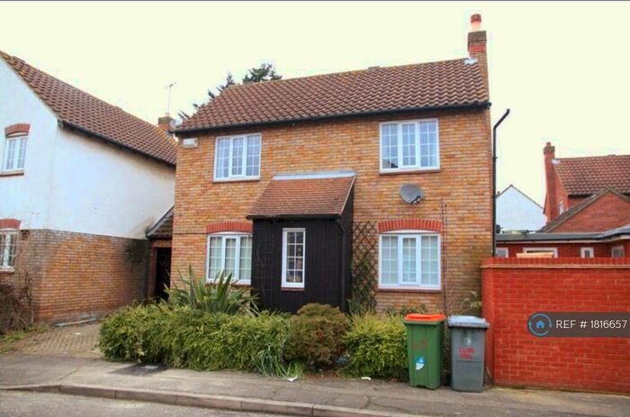 4 Bedroom Detached House To Rent In Long Mark Road, London, E16