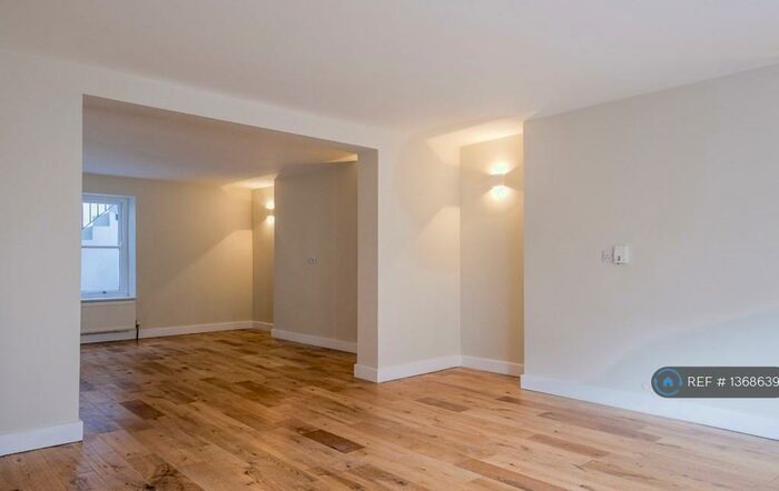 1 Bedroom Flat To Rent In Valletort Road, Plymouth, PL1