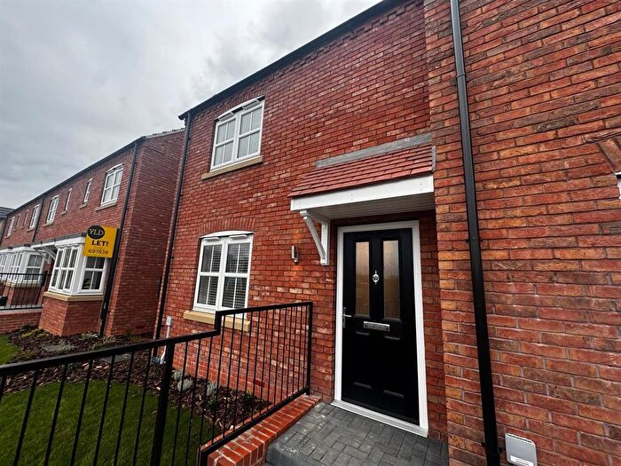 2 Bedroom Property To Rent In Barnes Way, Kingswood, Hull, HU7