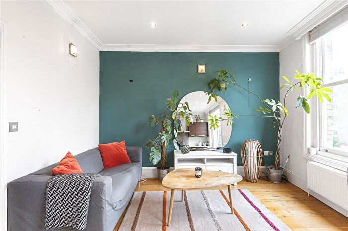 1 Bedroom Apartment To Rent In Burder Road, London, N1