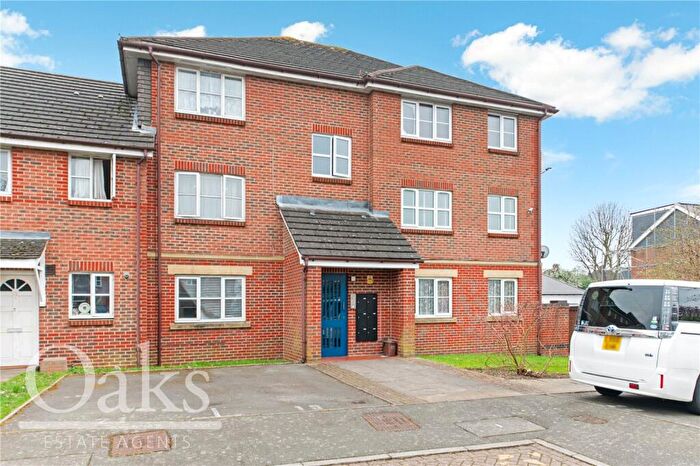 1 Bedroom Apartment For Sale In Kennedy Close, Mitcham, CR4