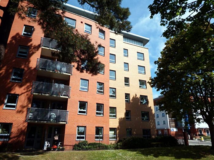 2 Bedroom Apartment For Sale In Pinetree Court, Danestrete, Stevenage, Hertfordshire, SG1