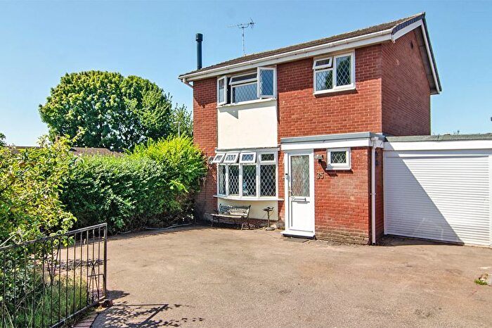 3 Bedroom Detached House For Sale In Robinson Road, Burntwood, WS7