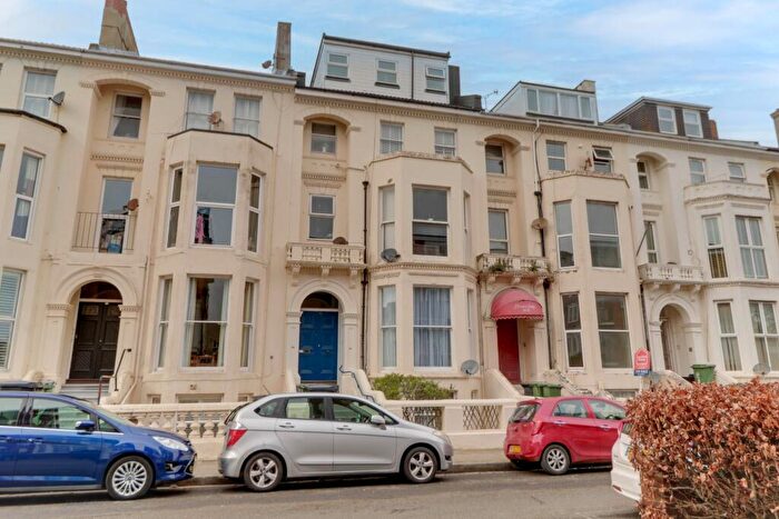 2 Bedroom Apartment For Sale In Nightingale Road, Southsea, PO5