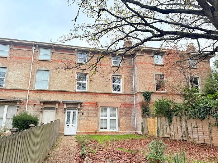 1 Bedroom Flat To Rent In Trull Road, Taunton, TA1