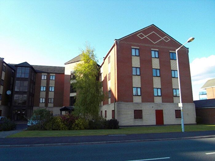 2 Bedroom Flat For Sale In Navigation Way, Ashton-On-Ribble, PR2