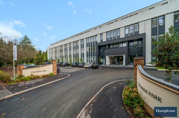 1 Bedroom Flat To Rent In Littleworth Road, Esher, KT10