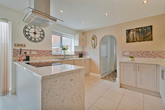 4 Bedroom Detached House For Sale In Blackstone Drive, Shireoaks, Worksop, S81