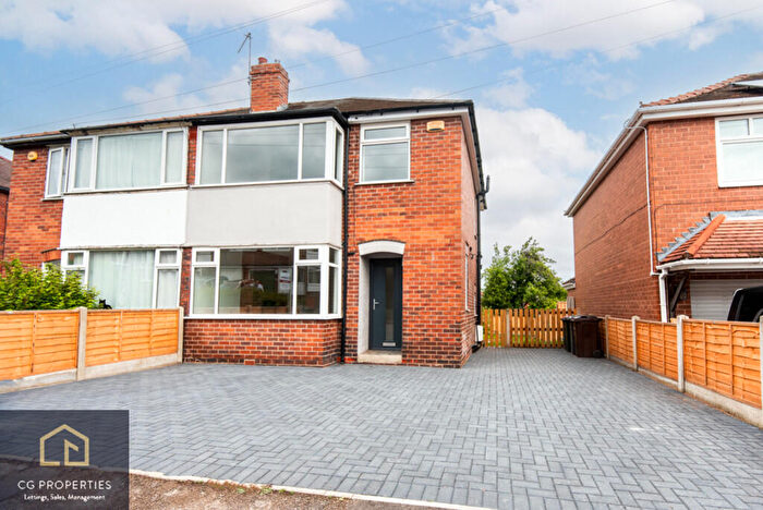 3 Bedroom Semi-Detached House For Sale In Darwynn Avenue, Swinton, S64