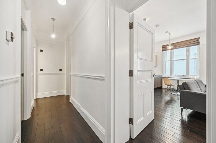 1 Bedroom Flat To Rent In Westminster Palace Gardens, Artillery Row, SW1P