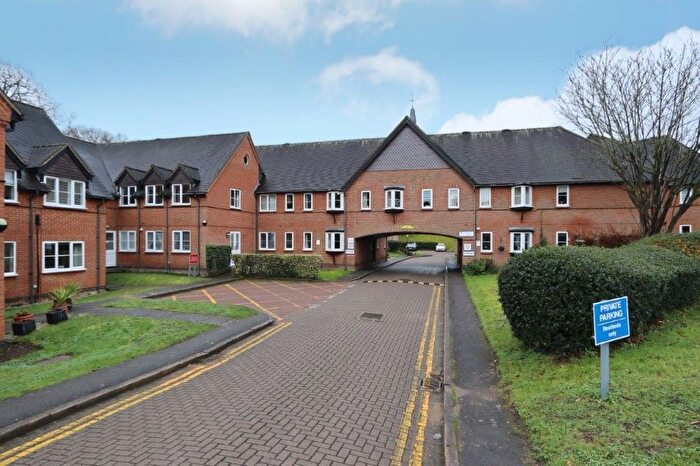 1 Bedroom Flat For Sale In Aspley Court, Woburn Road, Woburn Sands, Buckinghamshire, MK17