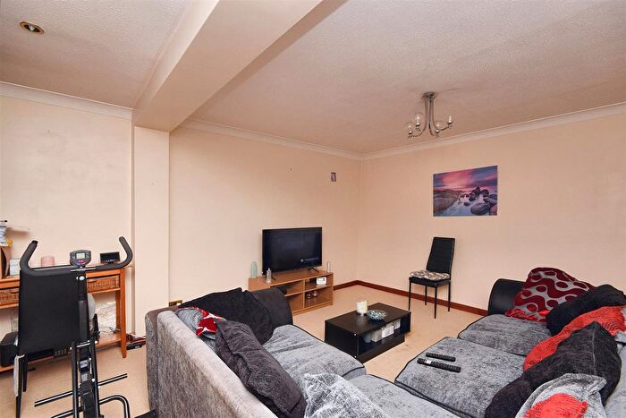 3 Bedroom Terraced House For Sale In Brennewater Mews, Norwich, NR5
