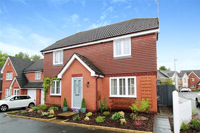 4 Bedroom Detached House To Rent In Quinton Close, Hatton Park, Warwick, Warwickshire, CV35