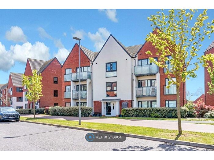 2 Bedroom Flat To Rent In Cicero Crescent, Fairfields, Milton Keynes, MK11