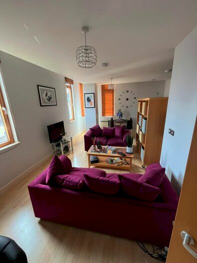 2 Bedroom Flat To Rent In Lever Street, Manchester, M1