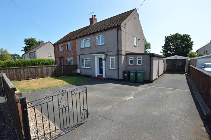 3 Bedroom Semi-Detached House For Sale In Bridge Road, Brompton On Swale, Nr Richmond, DL10