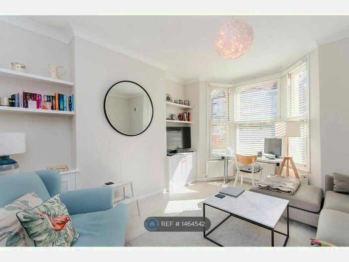 1 Bedroom Flat To Rent In Huddlestone Road, London, NW2