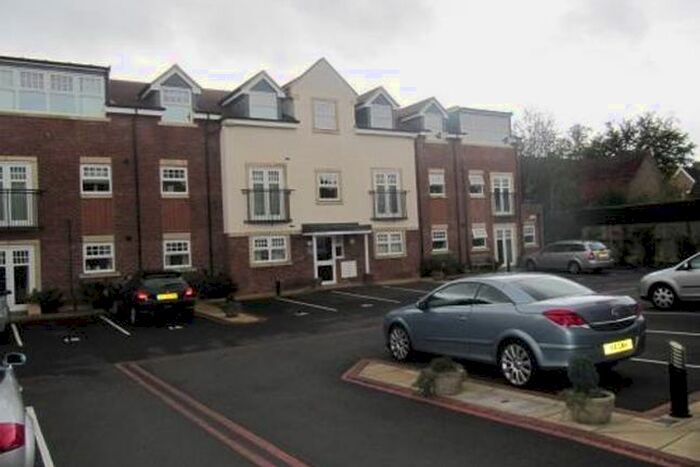 2 Bedroom Flat To Rent In Cleveland Terrace, Darlington, DL3