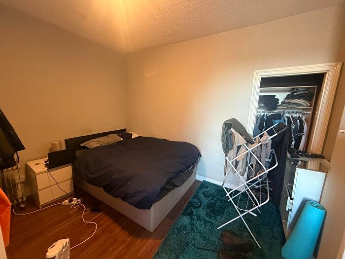 1 Bedroom Flat To Rent In Uxbridge Road, Ealing, W5