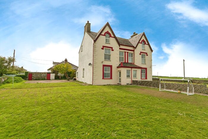 5 Bedroom Semi-Detached House For Sale In Lon Groesffordd, Edern, Pwllheli, Gwynedd, LL53