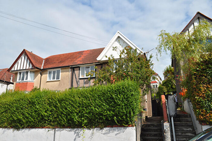 3 Bedroom Semi-Detached House For Sale In Lon Cadog Sketty Swansea, SA2