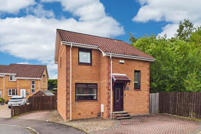 3 Bedroom Detached House For Sale In Braco Avenue, Chapelhall, ML6