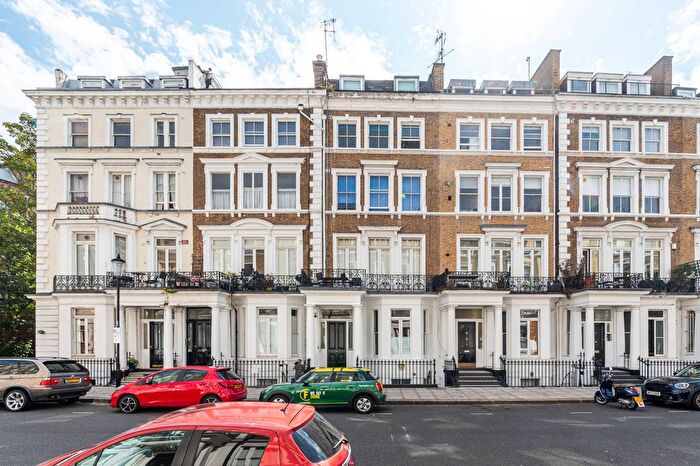 Studio To Rent In South Kensington, South Kensington, London, SW5