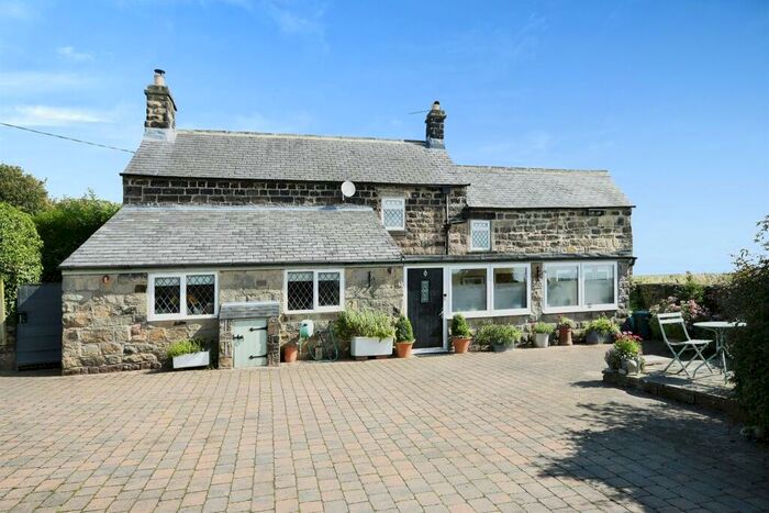 3 Bedroom Cottage For Sale In Alice Head Road, Ashover, Chesterfield, S45