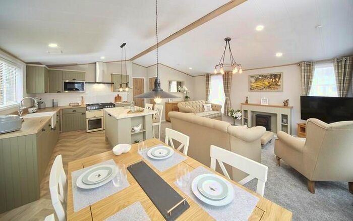 2 Bedroom Mobile/park Home For Sale In Newperran Holiday Resort, Hendra Croft, Newquay, TR8