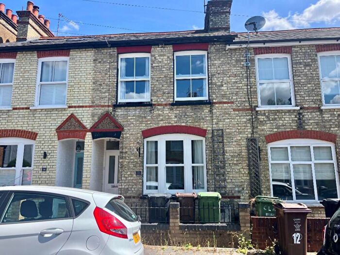 3 Bedroom Terraced House To Rent In Lower Paxton Road, St. Albans, Hertfordshire, AL1