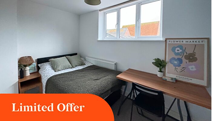 6 Bedroom Terraced House To Rent In Ensuite Rooms- Monson Street - Bed, LN5