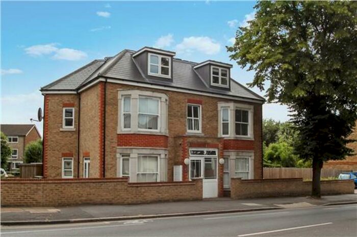 1 Bedroom Apartment To Rent In Kingston Road, New Malden, KT3