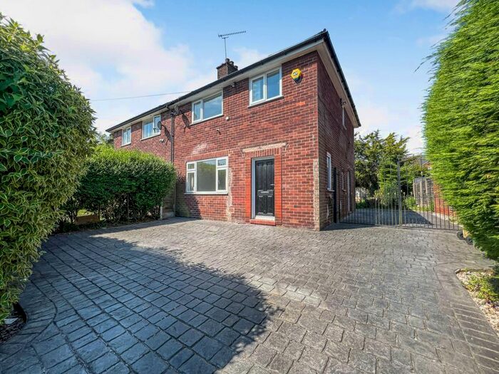 3 Bedroom Semi-Detached House To Rent In Mount Pleasant Road, Farnworth, Bolton, - Gated Parking, Lovely Gardens, Beds, BL4