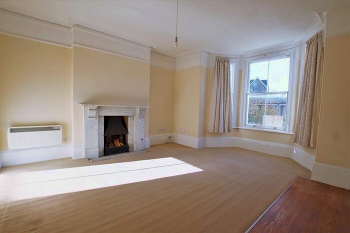 1 Bedroom Flat To Rent In Epsom Road, Guildford GU1
