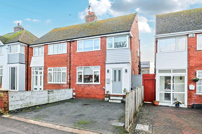 3 Bedroom Semi Detached House For Sale In Nash Court Gardens, Margate, CT9